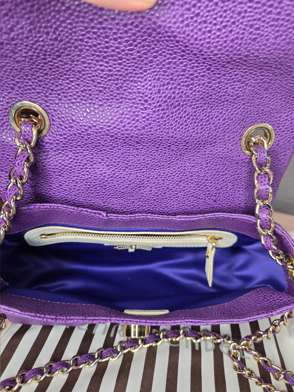 Henri Bendel Milliner Purple Pebbled Leather Chain Crossbody Shoulder Bag - Picture 13 of 16